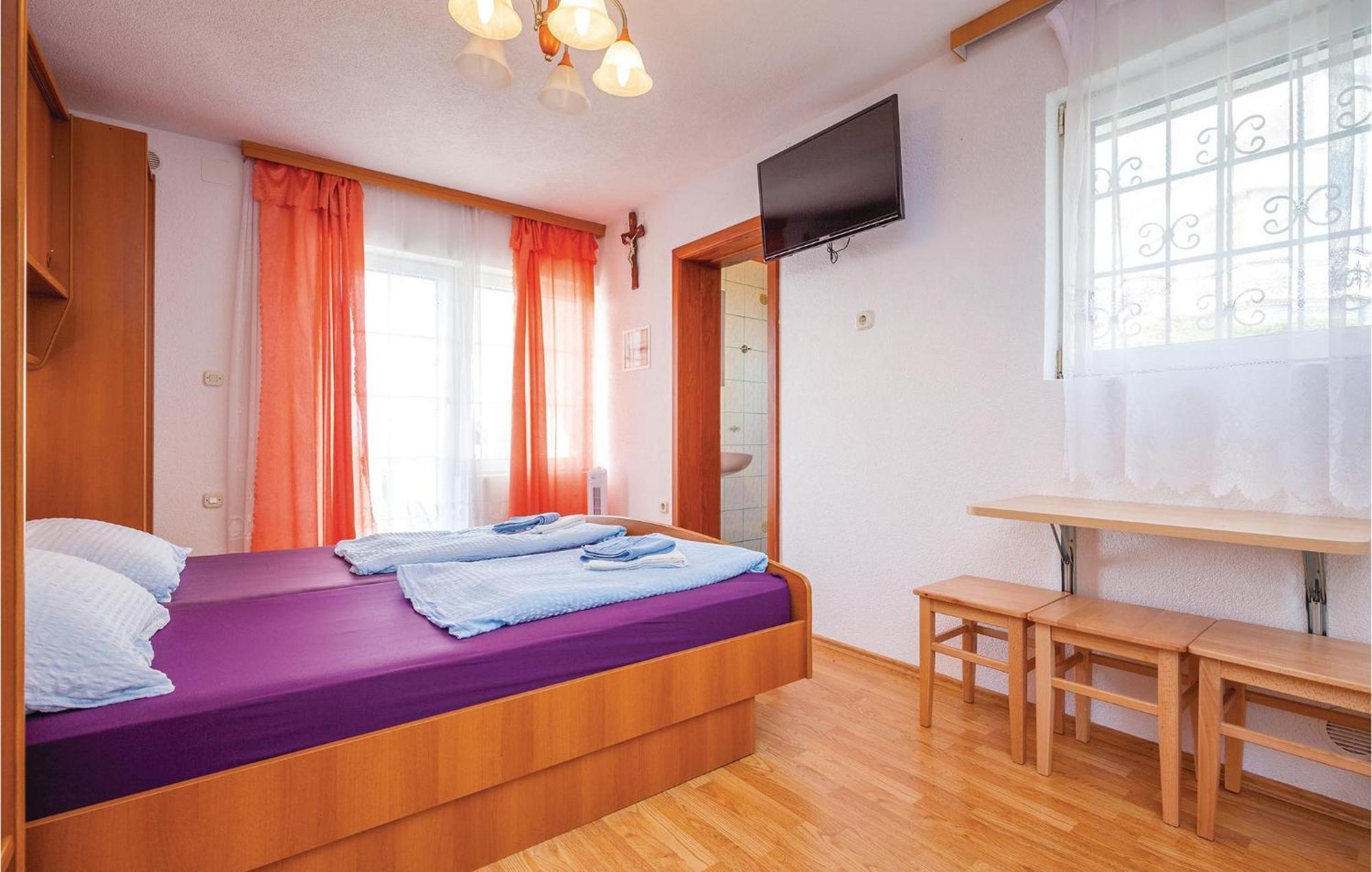 1 Bedroom Cozy Apartment In تْسْغيكفانِتْسا المظهر الخارجي الصورة