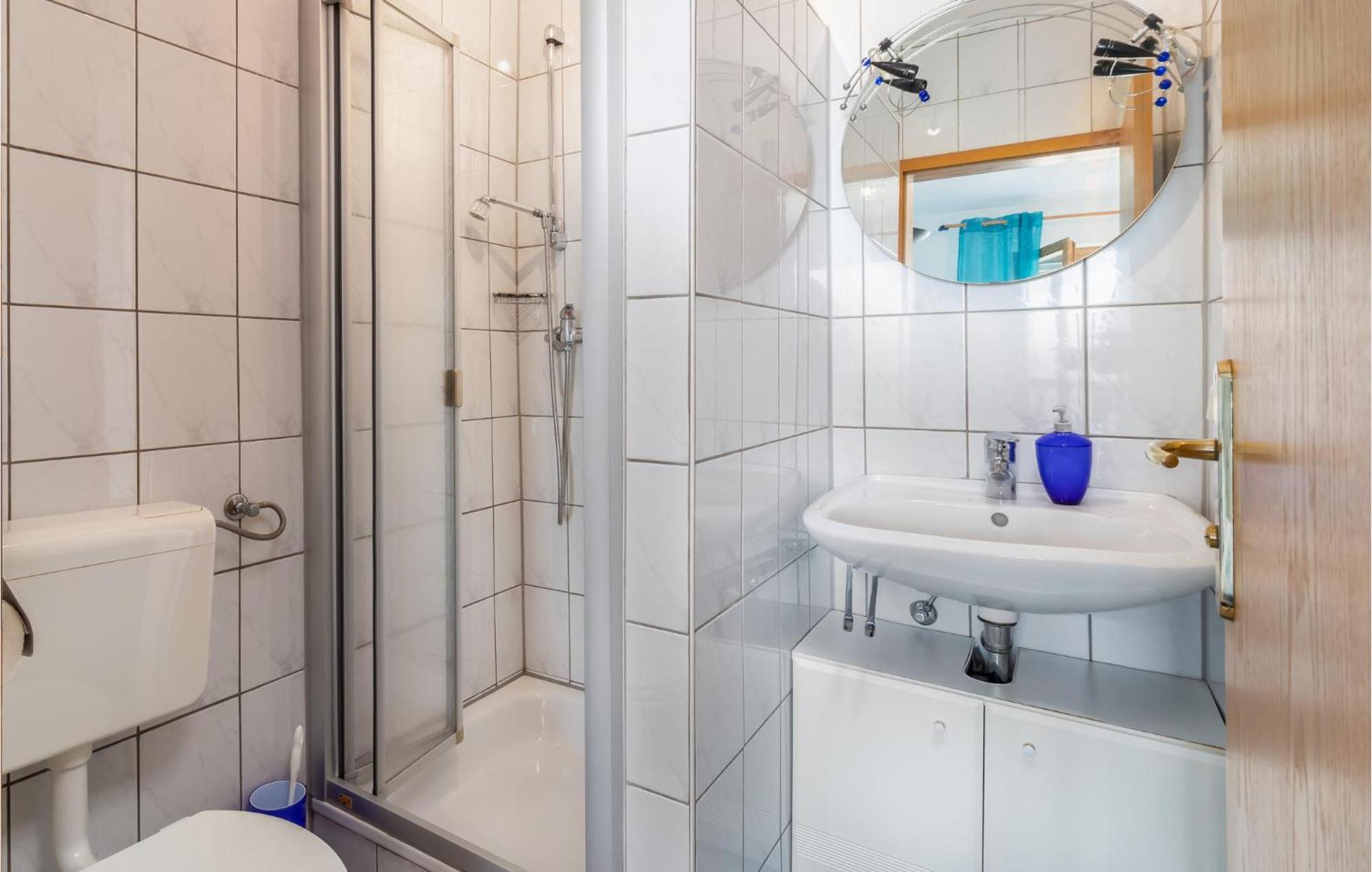 1 Bedroom Cozy Apartment In تْسْغيكفانِتْسا المظهر الخارجي الصورة