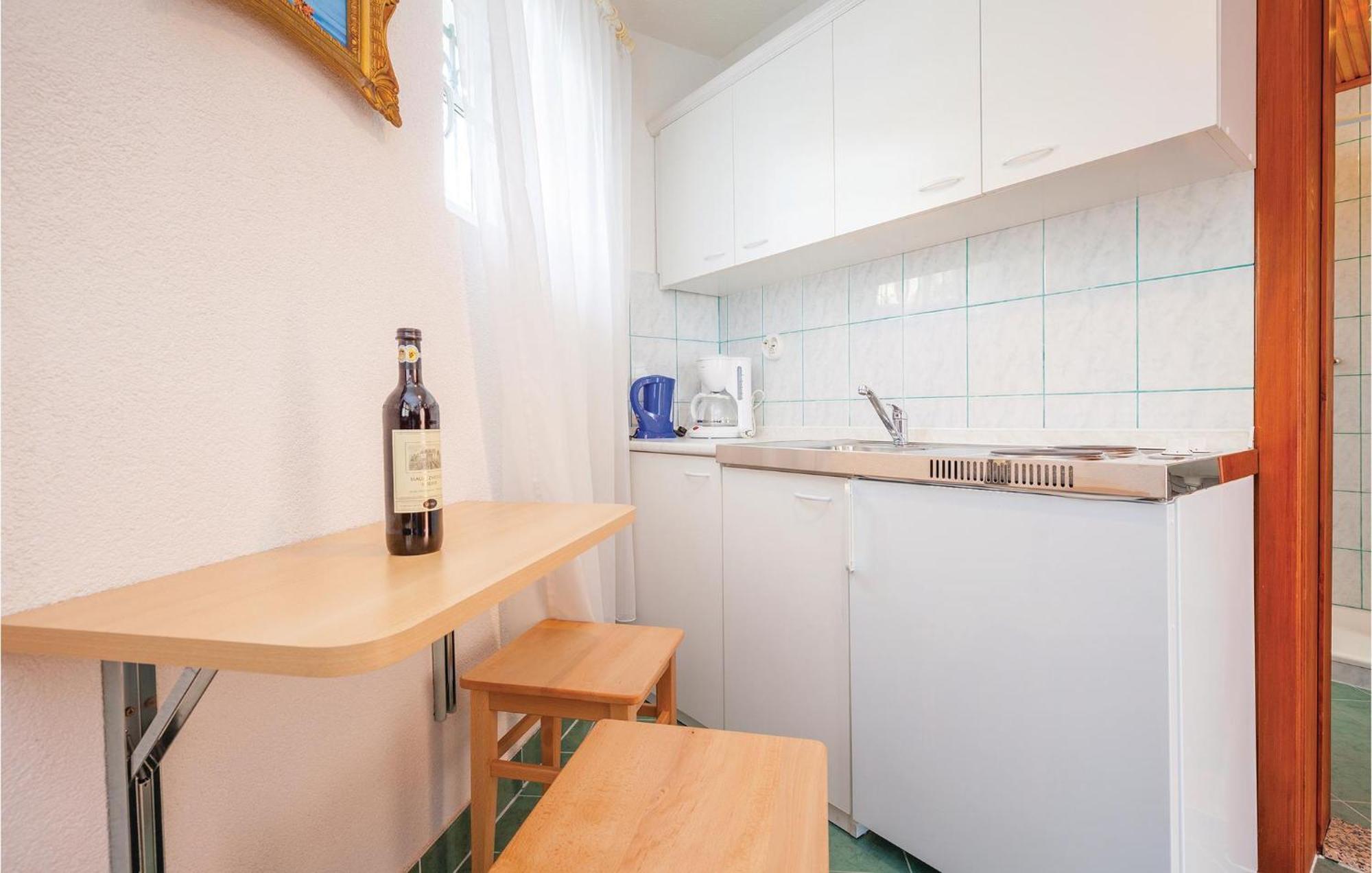 1 Bedroom Cozy Apartment In تْسْغيكفانِتْسا المظهر الخارجي الصورة
